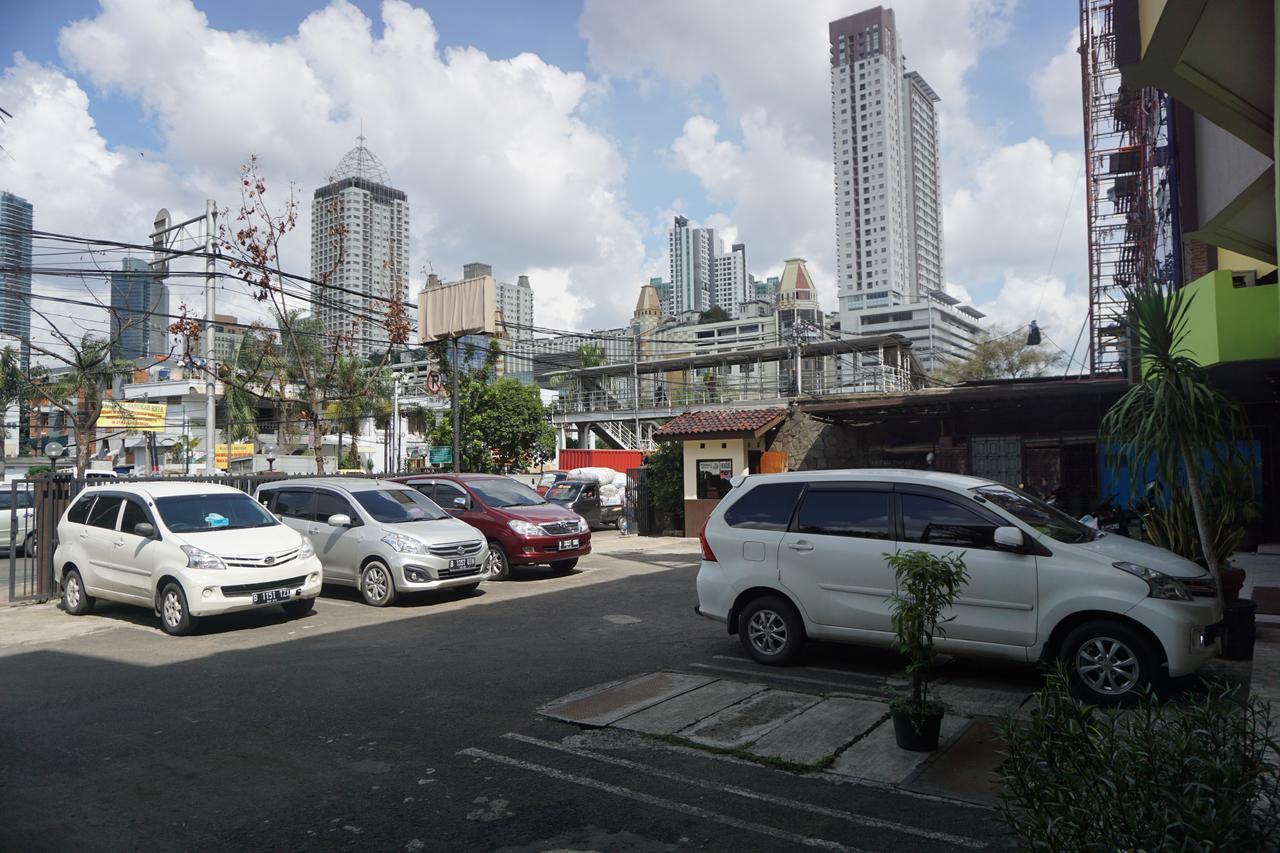 Hotel Nusantara Indah Syariah Джакарта Экстерьер фото