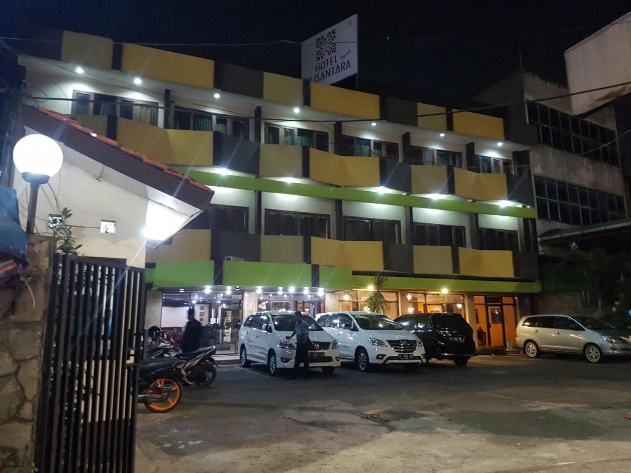 Hotel Nusantara Indah Syariah Джакарта Экстерьер фото