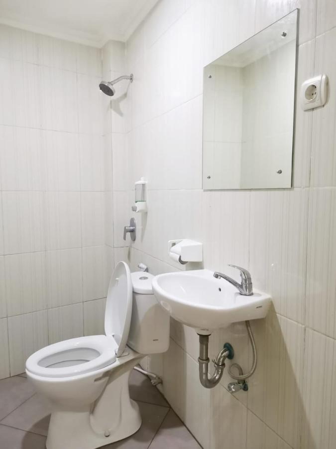 Hotel Nusantara Indah Syariah Джакарта Экстерьер фото